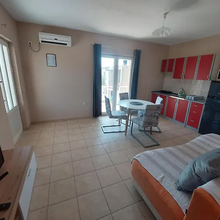 M&m * Biograd Na Moru