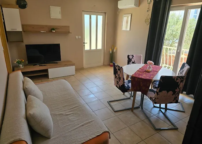 شقة M&m بيوغْغاد نا موغو